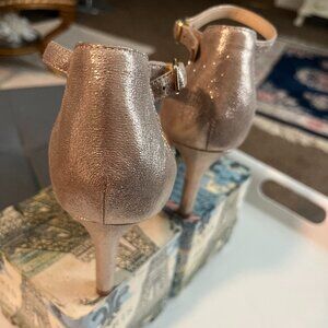 Gold/Champane Alex Marie 3" Heels